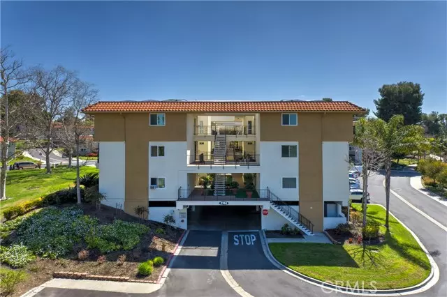 2394 Via Mariposa #3D, Laguna Woods, CA 92637