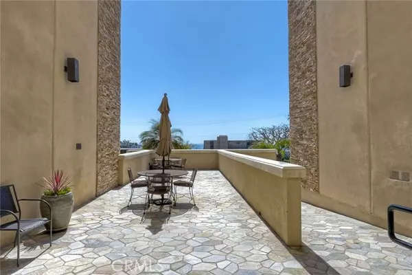 Laguna Beach, CA 92651,234 CLIFF Drive #12