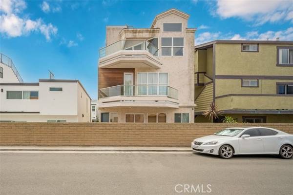 Sunset Beach, CA 90742,16792 Bayview Drive #A