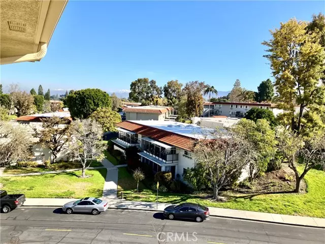 2353 VIA MARIPOSA #3E, Laguna Woods, CA 92637