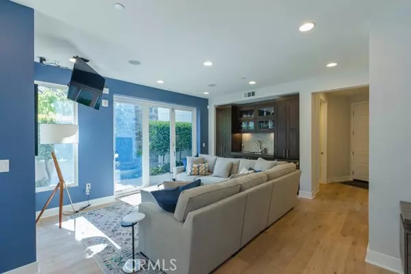 Playa Vista, CA 90094,5834 Seahorse Court