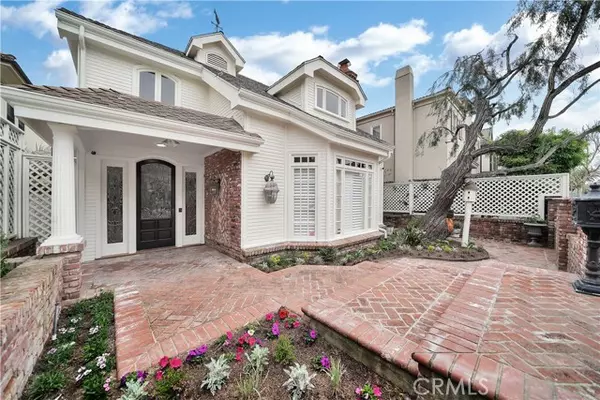 250 Poppy Avenue, Corona Del Mar, CA 92625