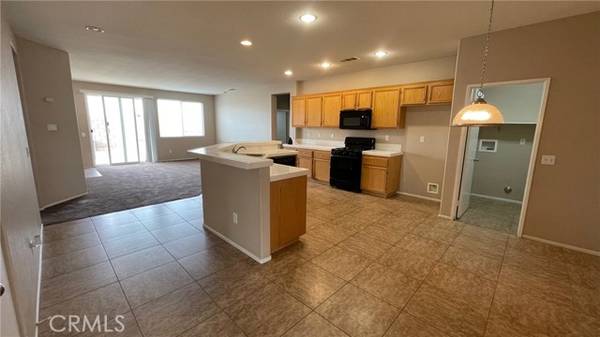 5013 Delbon Way, Palmdale, CA 93552