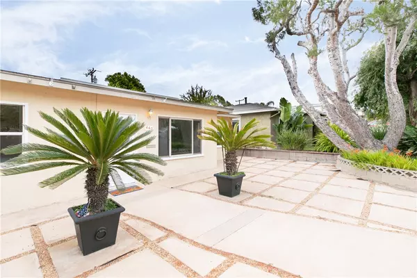 El Segundo, CA 90245,440 Bungalow