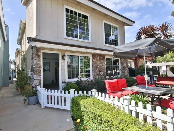 Corona Del Mar, CA 92625,603 Larkspur Avenue