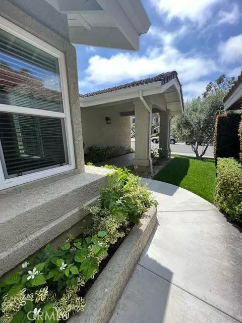 Laguna Niguel, CA 92677,6 Saint Elizabeth