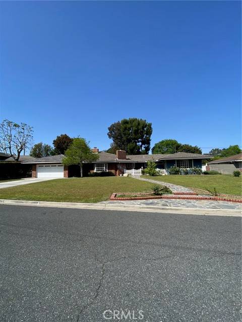 North Tustin, CA 92705,1271 Brittany Cross Road