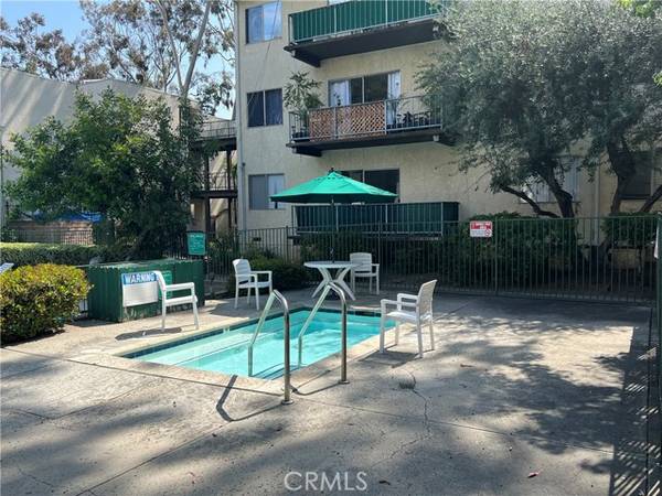 Encino, CA 91316,5460 White Oak Avenue #G205