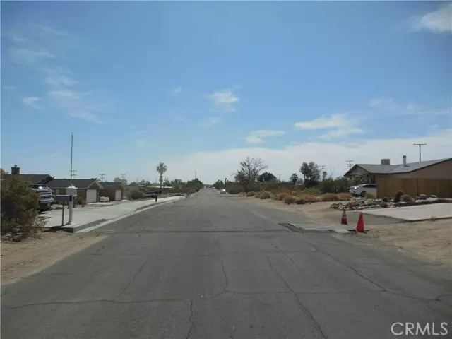 29 Palms, CA 92277,1104 Serrano