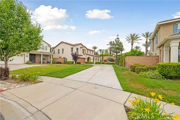 5731 Newcomb Court, Fontana, CA 92336