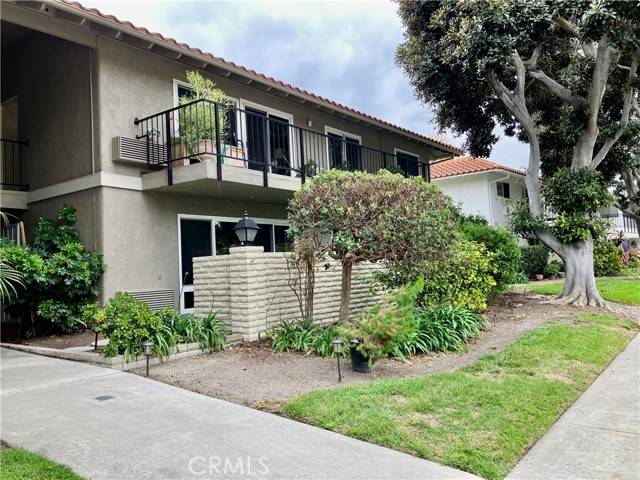 2114 VIA PUERTA #A, Laguna Woods, CA 92637