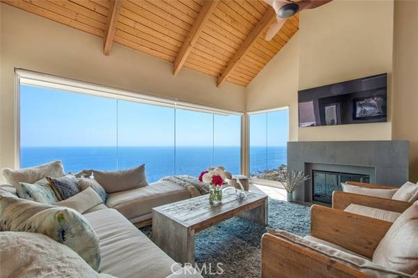 Laguna Beach, CA 92651,568 Alta Vista Way