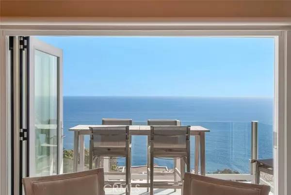 Laguna Beach, CA 92651,568 Alta Vista Way