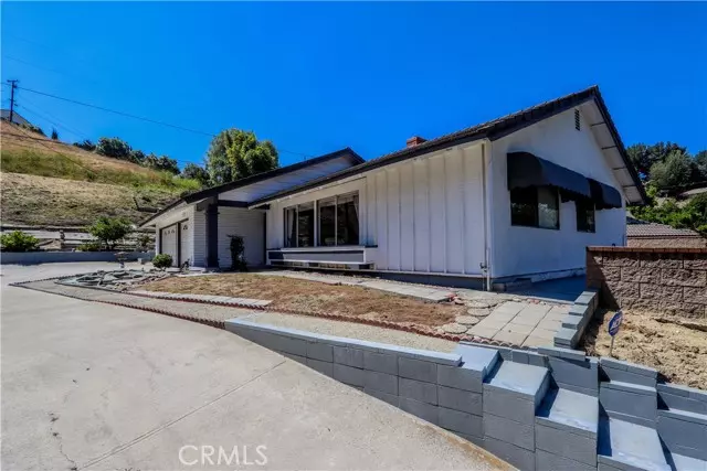 Hacienda Heights, CA 91745,2332 Sarandi Grande Drive