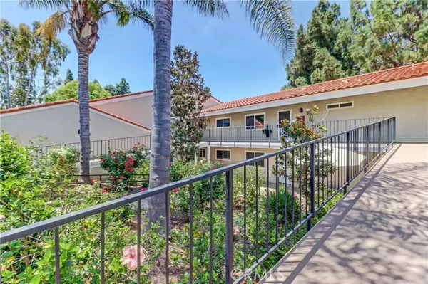 Laguna Woods, CA 92637,5497 Paseo Del Lago #O