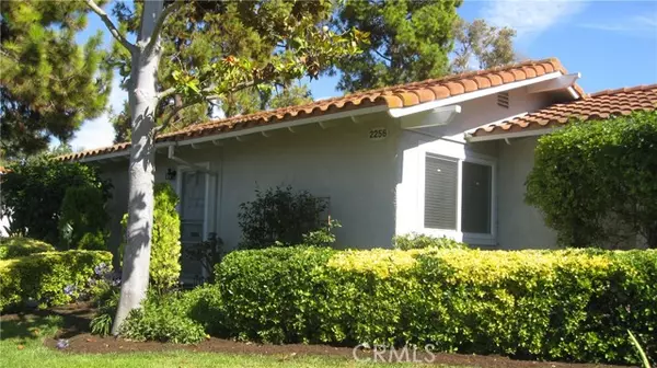 Laguna Woods, CA 92637,2256 Via Puerta #A