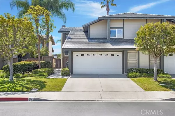 54 Carriage Hill Lane, Laguna Hills, CA 92653