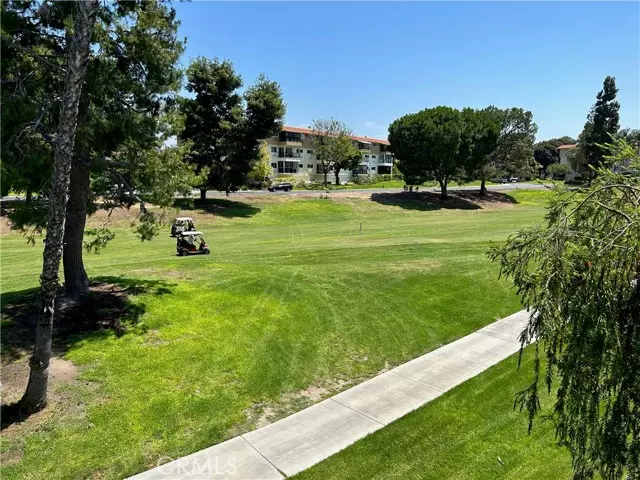 2390 Via Mariposa #2C, Laguna Woods, CA 92637