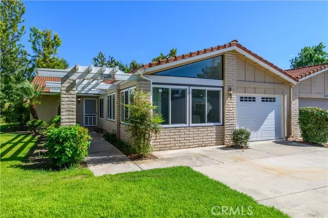 3220 Via Carrizo #A, Laguna Woods, CA 92637