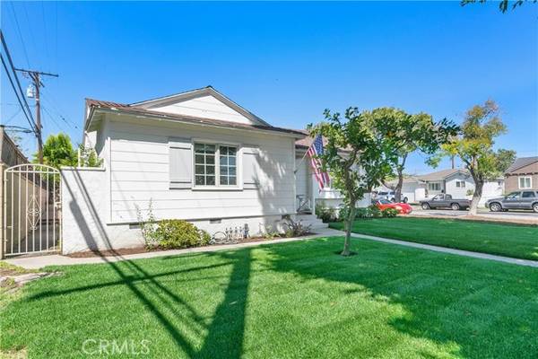 Long Beach, CA 90808,3569 Lees Avenue