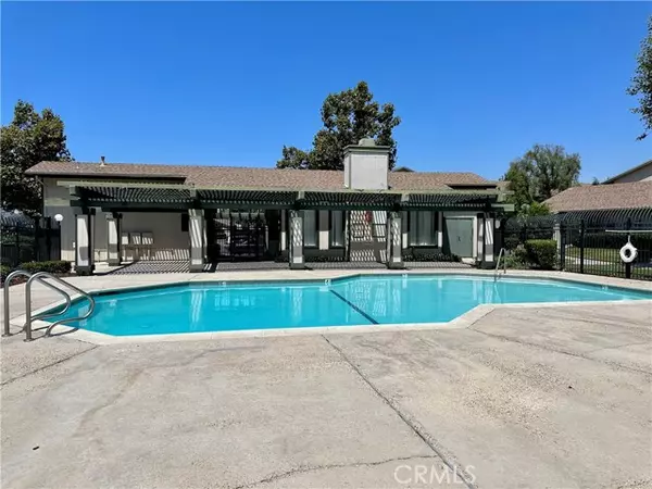 Lake Forest, CA 92630,23220 Orange Avenue #9