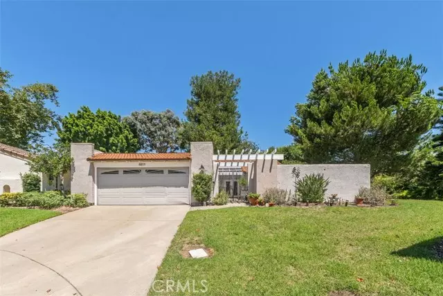 5217 Elvira, Laguna Woods, CA 92637