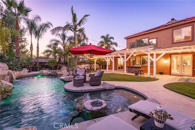 930 Feather Peak Drive, Corona, CA 92882