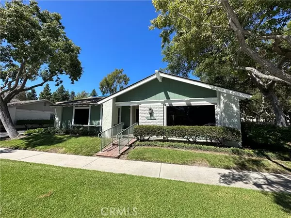 2001 W West Wind, Santa Ana, CA 92704