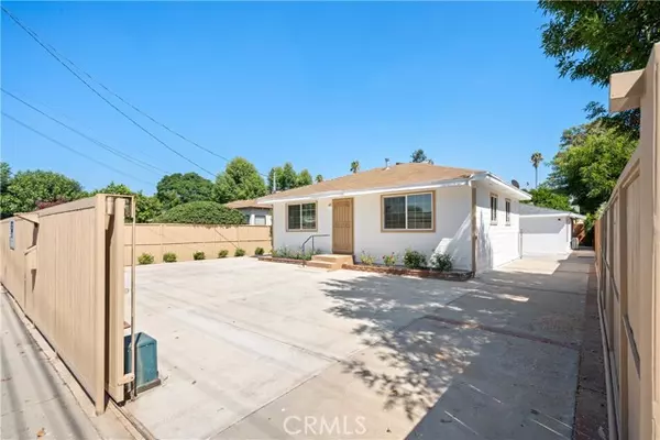 7310 Lindley Avenue, Reseda, CA 91335