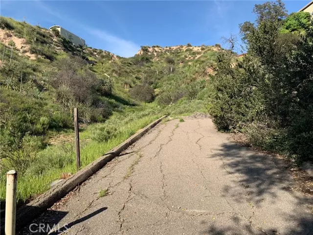 Trabuco Canyon, CA 92679,30295 Hunky Dory