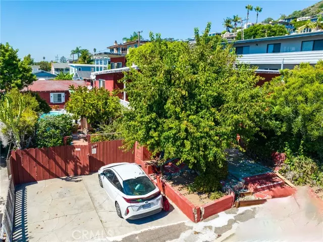 276 Chiquita Street, Laguna Beach, CA 92651