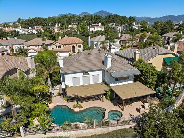 Mission Viejo, CA 92692,22681 WHITE OAKS