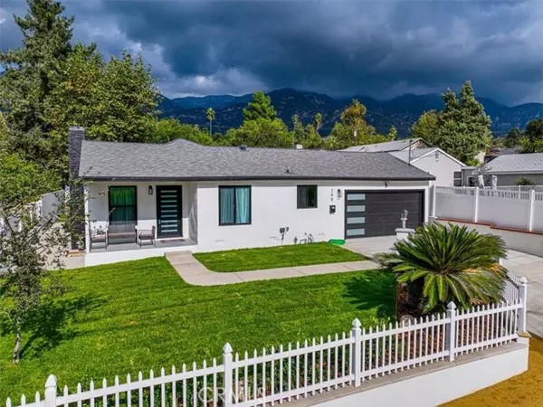 Altadena, CA 91001,295 W Poppyfields Drive