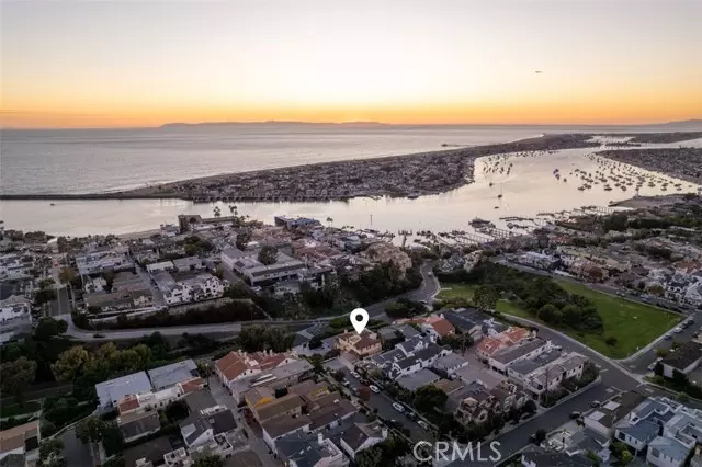 Corona Del Mar, CA 92625,405 Dahlia Avenue #A