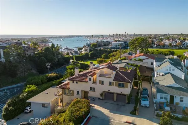 Corona Del Mar, CA 92625,405 Dahlia Avenue #A