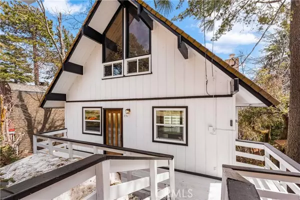 Lake Arrowhead, CA 92352,771 W Victoria Court