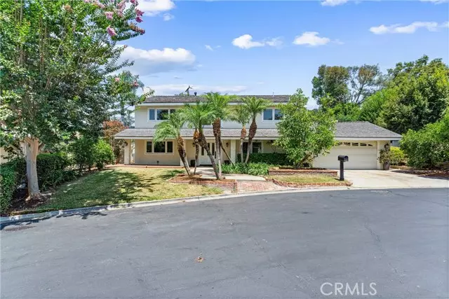 11391 Arroyo Avenue, North Tustin, CA 92705