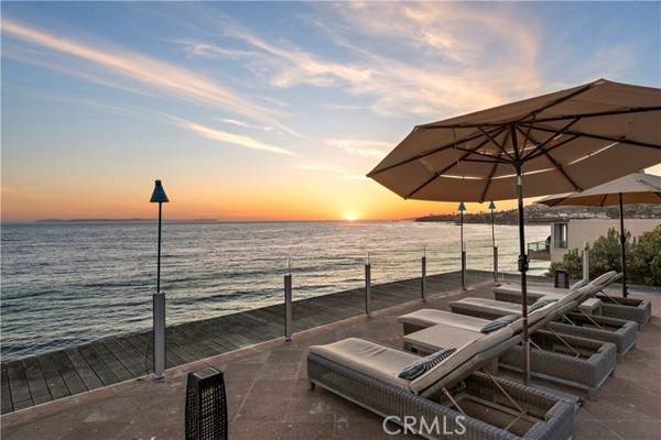 683 Sleepy Hollow Lane #1, Laguna Beach, CA 92651