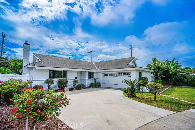 Huntington Beach, CA 92647,15972 Wicklow Lane