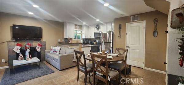 207 Westlake Drive #6, San Marcos, CA 92069