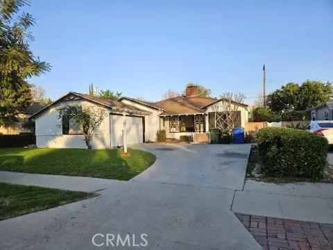 6938 Columbus Avenue, Van Nuys, CA 91405