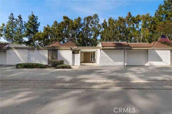 22045 Caminito Vino, Laguna Hills, CA 92653