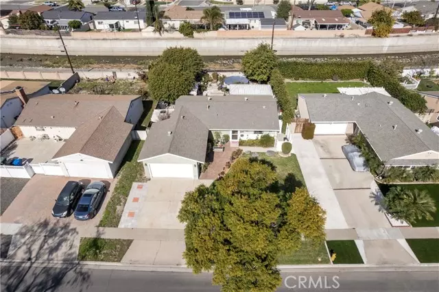 5571 Myra Avenue, Cypress, CA 90630