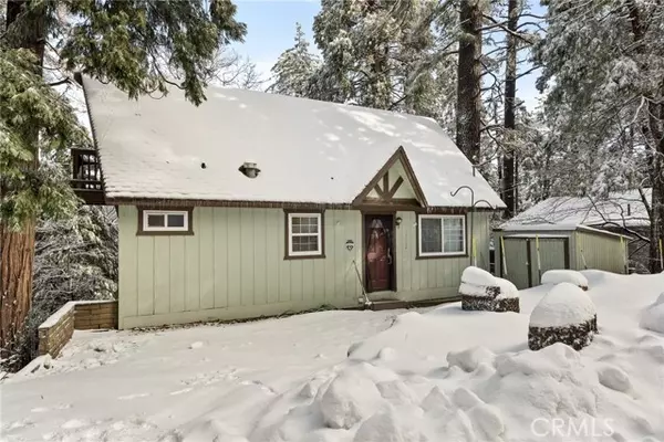 23804 Lakeview Drive, Crestline, CA 92325