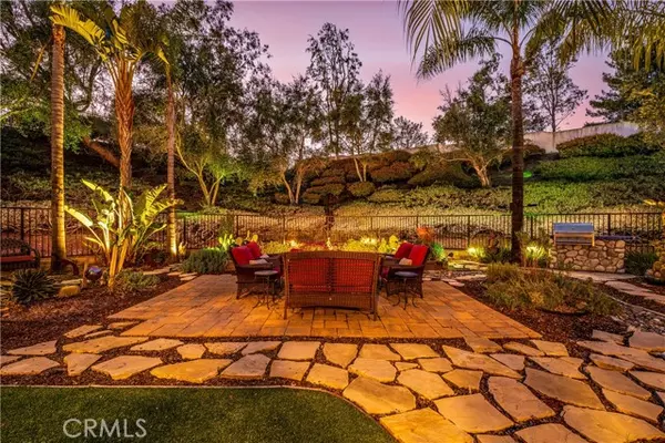 3 Arcilla, Rancho Santa Margarita, CA 92688