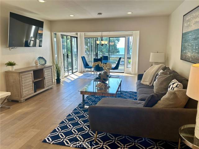 833 Ocean Avenue #205, Santa Monica, CA 90403