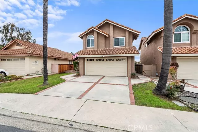 Rancho Santa Margarita, CA 92688,19 Las Piedras