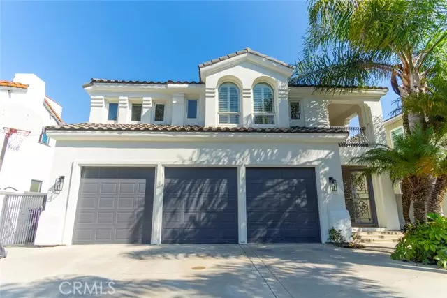 312 Roycroft Avenue, Long Beach, CA 90814