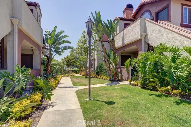 11 Rosa #137, Rancho Santa Margarita, CA 92688