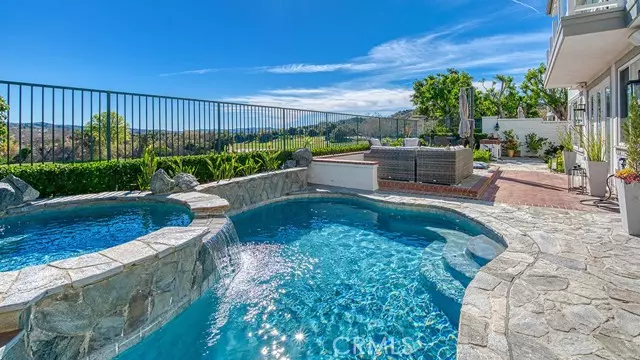 10 Shoal Creek, Coto De Caza, CA 92679